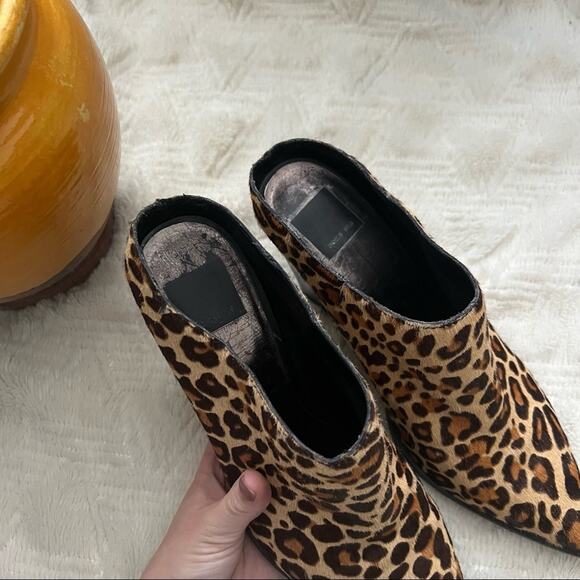 Dolce Vita Ira Leopard Calf Hair Heeled Mules - Picture 5 of 10